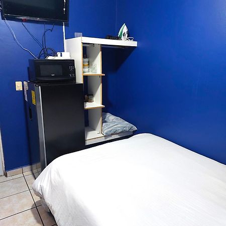 Habitacion 11 Independiente Con Mucha Privacidad ,Cerca Del Consulado , Cas , A 200 Mts Del Vado Del Rio Hermosillo Ngoại thất bức ảnh