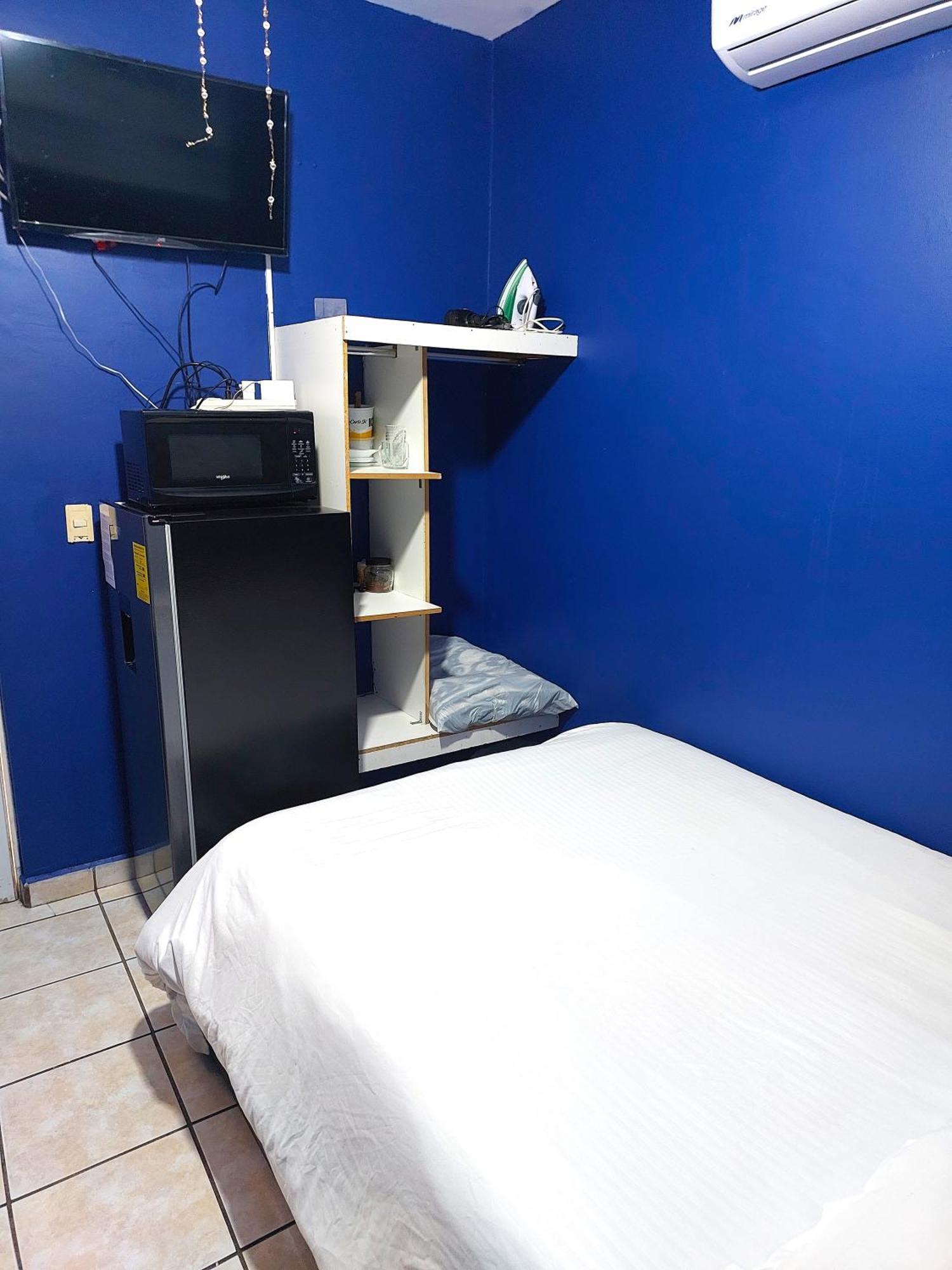 Habitacion 11 Independiente Con Mucha Privacidad ,Cerca Del Consulado , Cas , A 200 Mts Del Vado Del Rio Hermosillo Ngoại thất bức ảnh